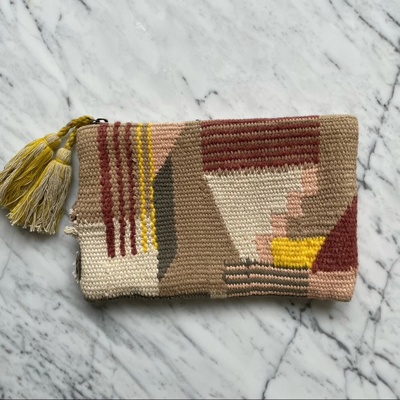 ARITZIA - WILFRED TAPESTRY POUCH/CLUTCH, CAIRO - Picture 3 of 5